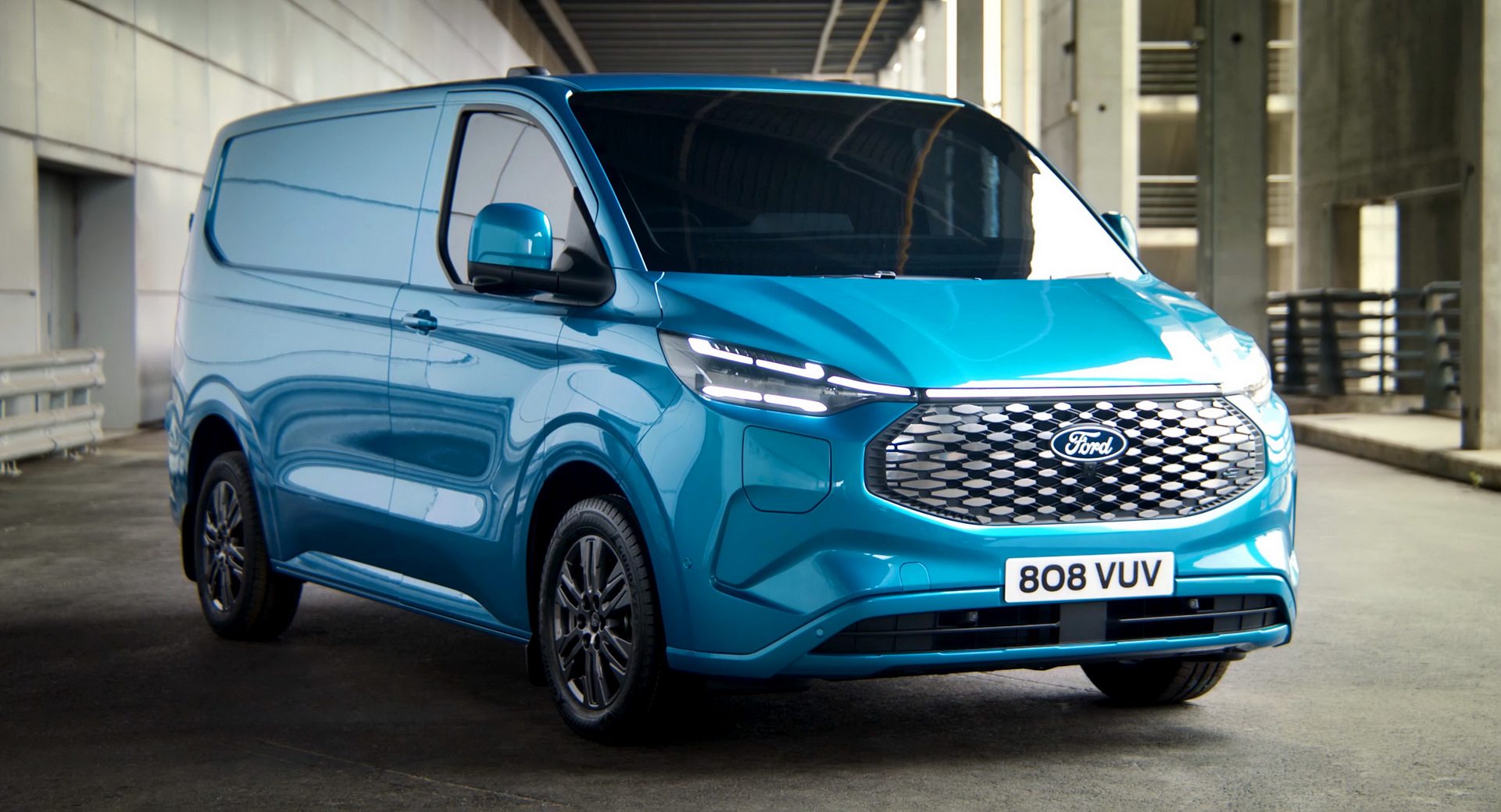 Nova Ford Transit 2024 Fotos, Ficha Técnica e Preço HPG